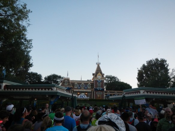 2015 Disneyland Half Marathon 010