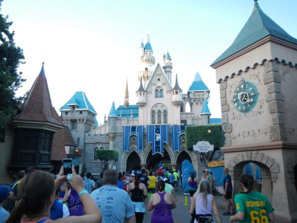 2015 Disneyland Half Marathon 016