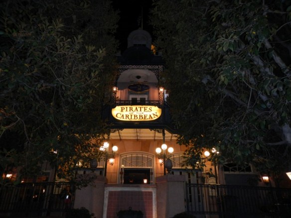 2015 Disneyland Half Marathon 10th Anniversary Party 005